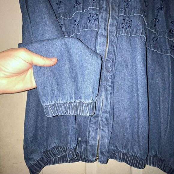 VTG 90s Alfred Dunner Wmns Petite Zip Up Denim Embroidered Jacket Sz 18P - Picture 4 of 12